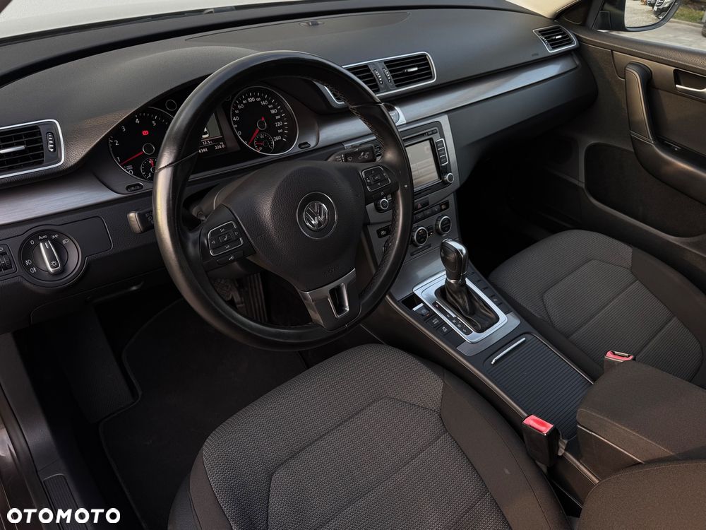 Volkswagen Passat 1.8 TSI DSG Comfortline - 13