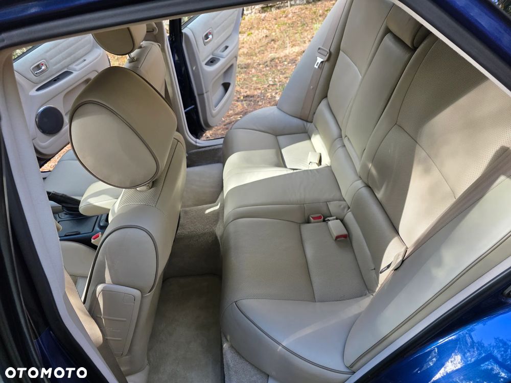 Lexus IS - 27