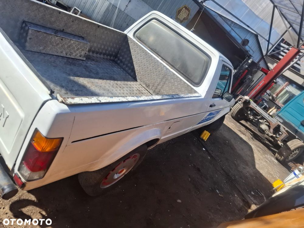 Volkswagen Caddy - 6