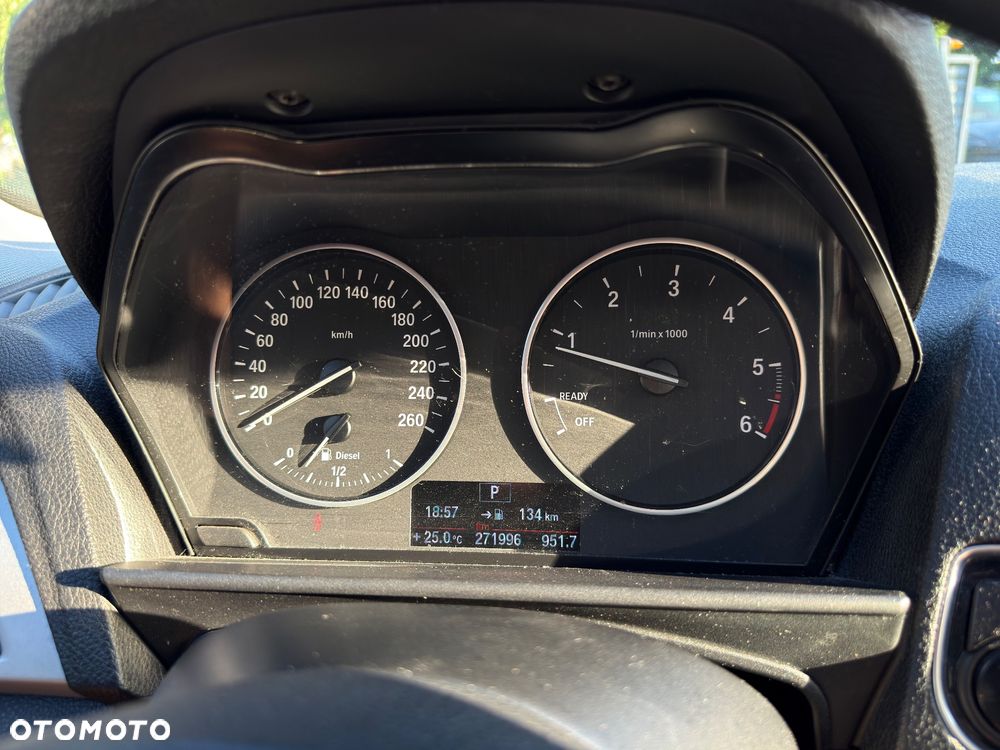 BMW Seria 1 116d - 16