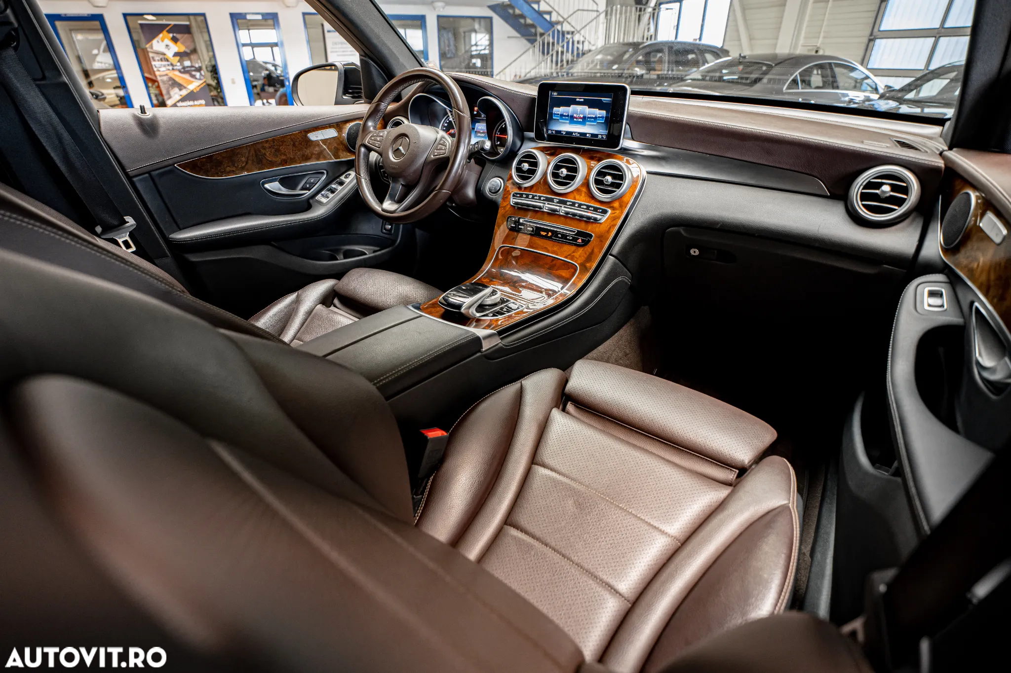 Mercedes-Benz GLC 220 d 4Matic 9G-TRONIC - 17