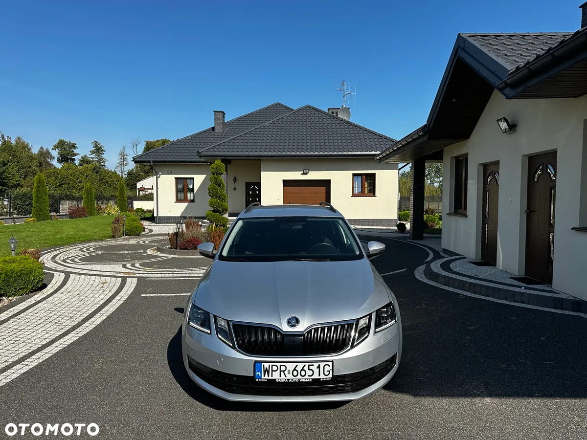 Skoda Octavia 2.0 TDI SCR Style DSG - 8