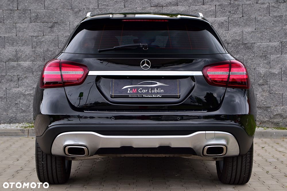 Mercedes-Benz GLA 200 Urban - 6