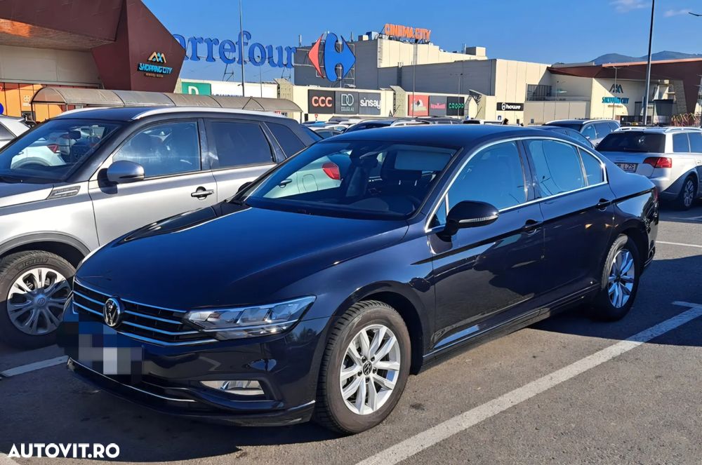 Volkswagen Passat 2.0 TDI DSG Comfortline - 1