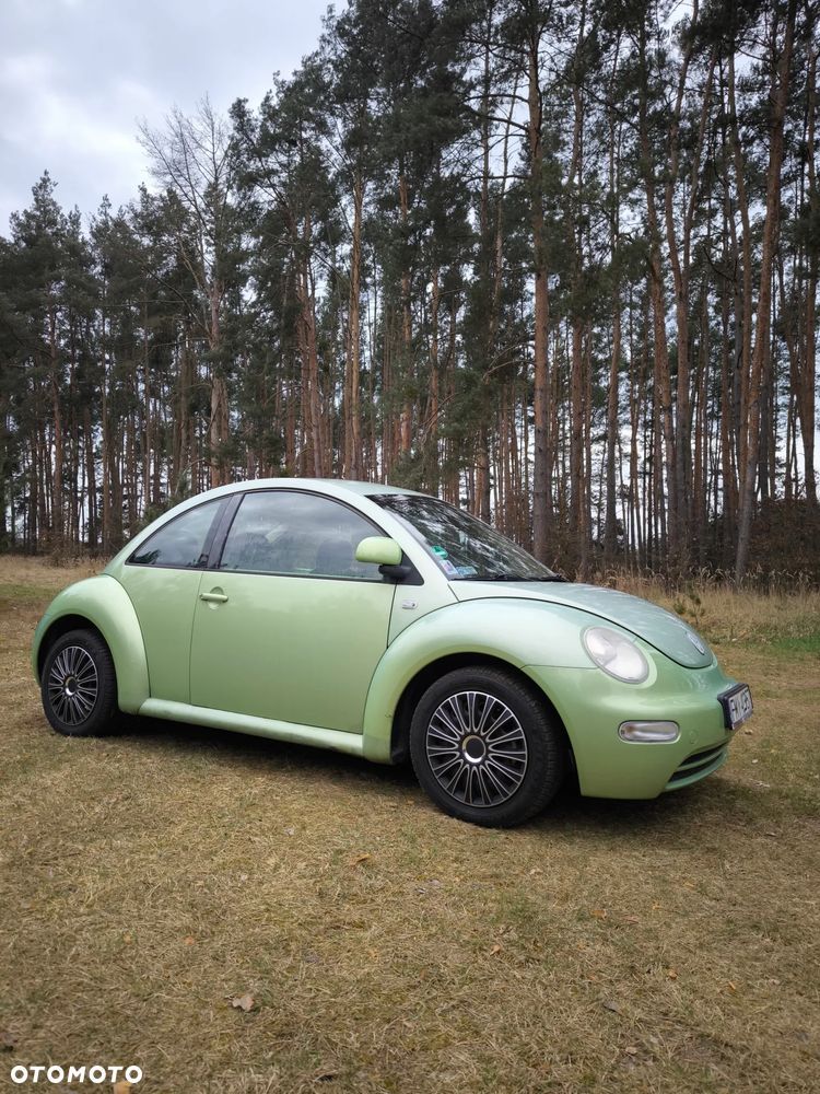 Volkswagen New Beetle - 3