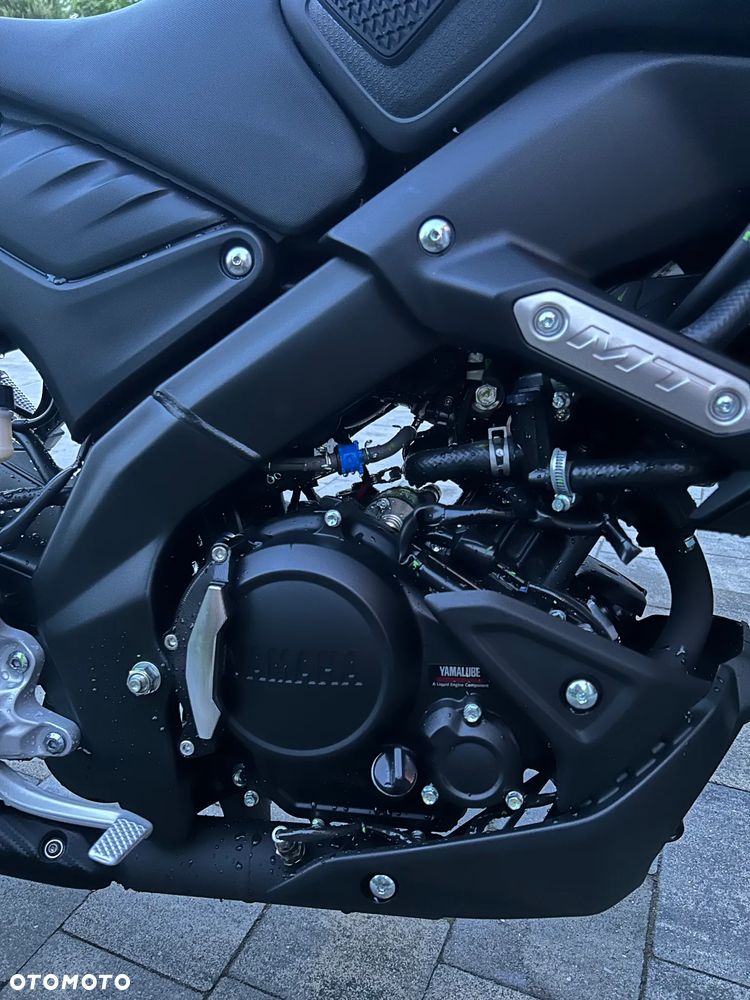 Yamaha MT - 5