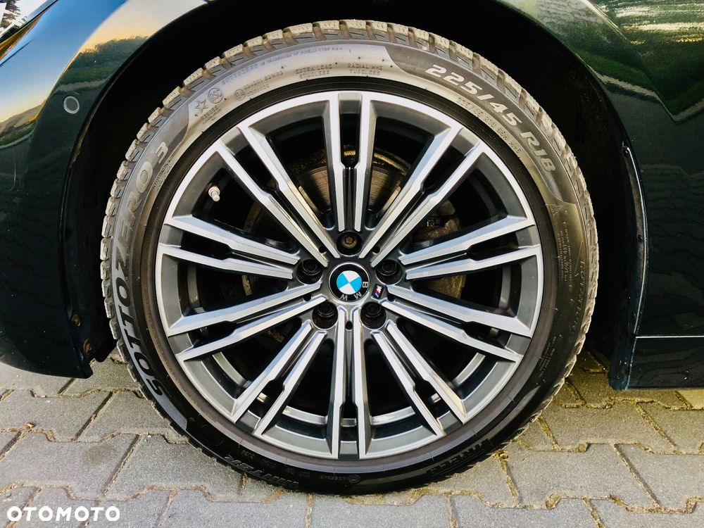 BMW Seria 3 320d Edition M Sport Shadow - 8