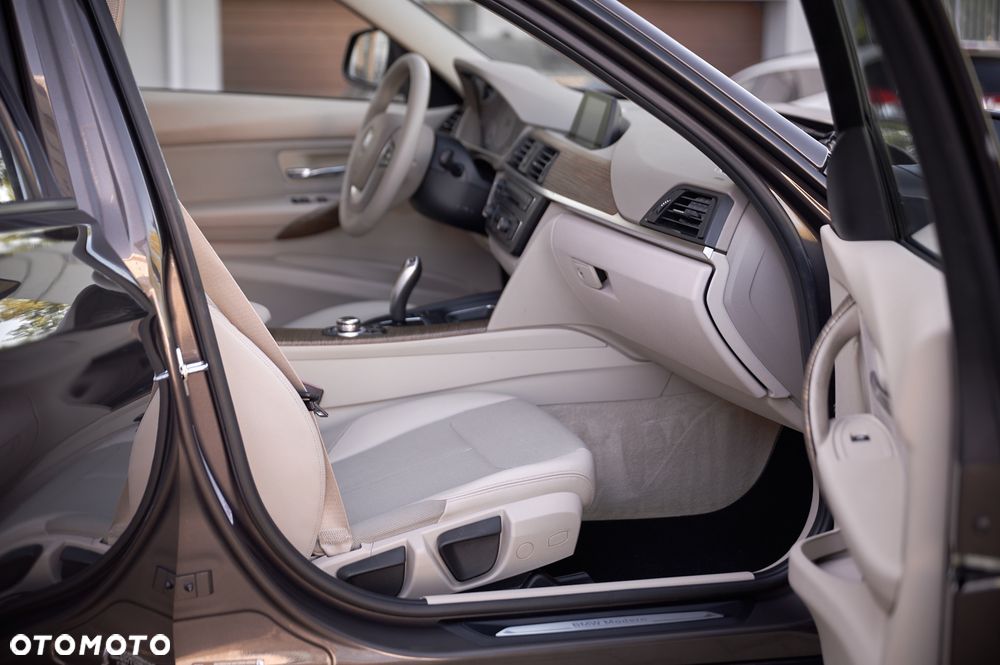 BMW Seria 3 - 24