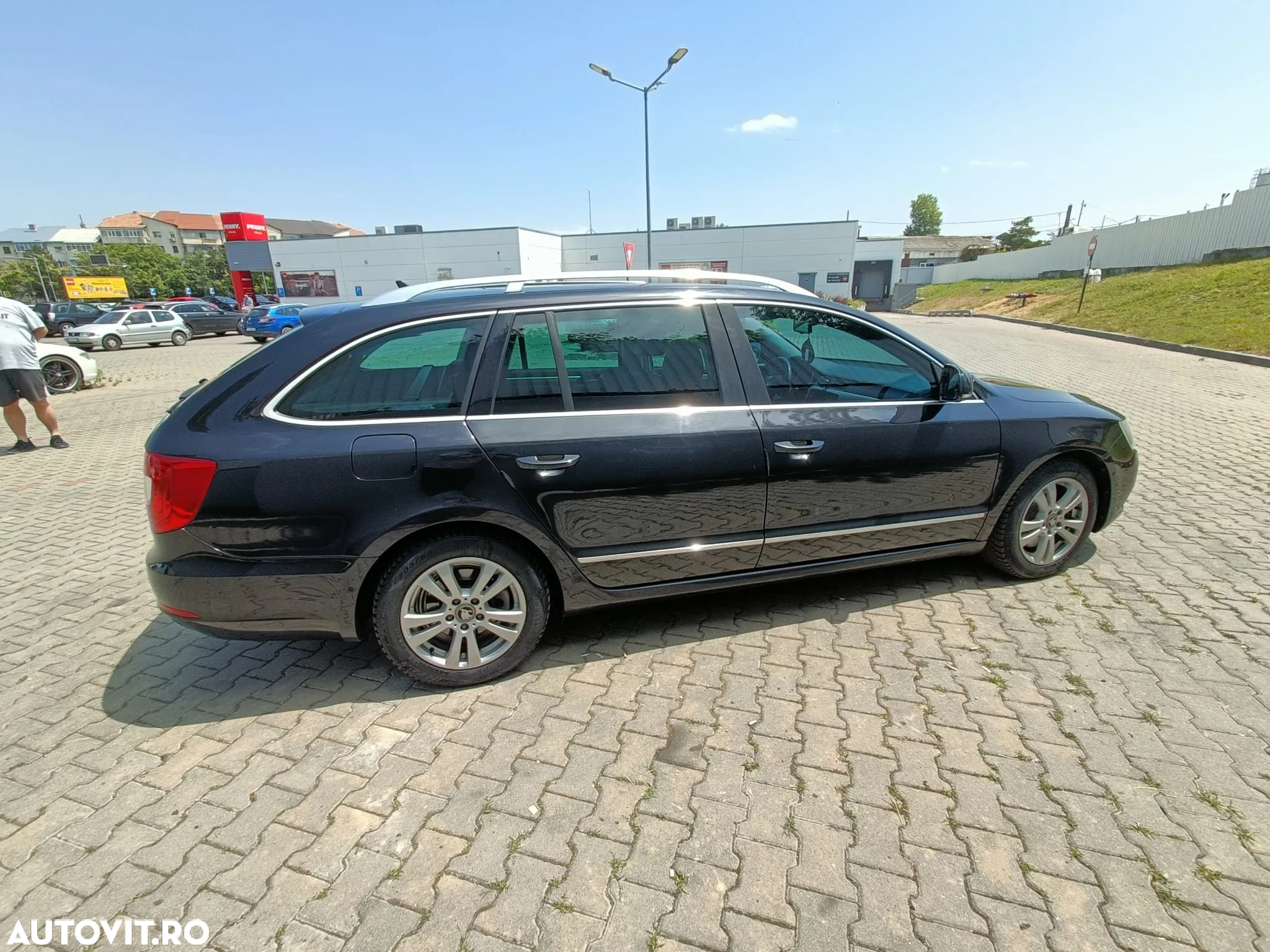 Skoda Superb 2.0 TDI DSG Elegance - 6