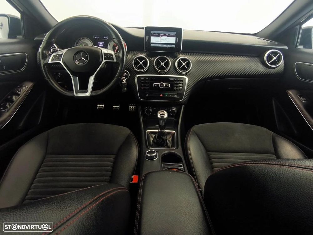 Mercedes-Benz A 180 (BlueEFFICIENCY) AMG Sport - 42