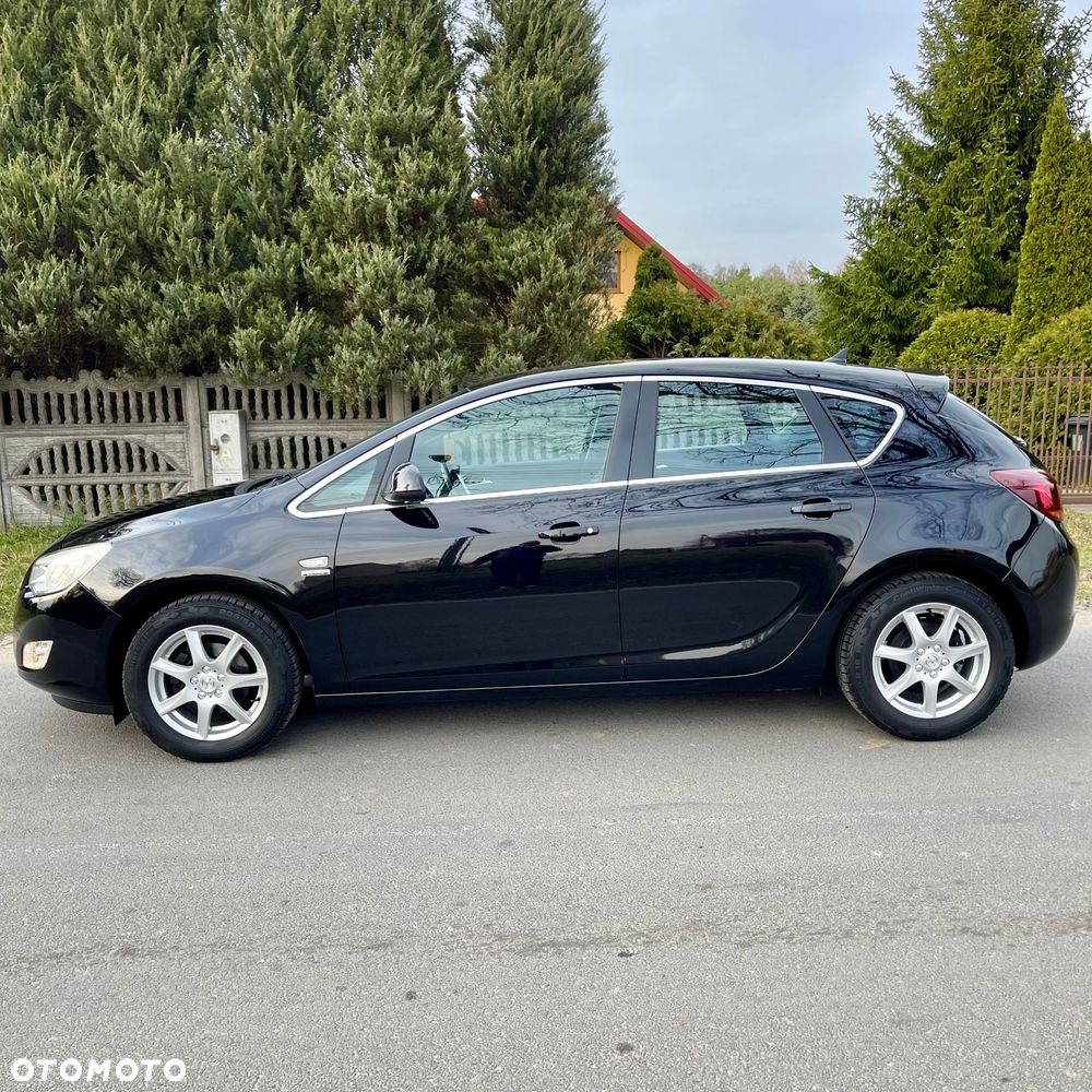 Opel Astra 1.4 Turbo Exklusiv - 7