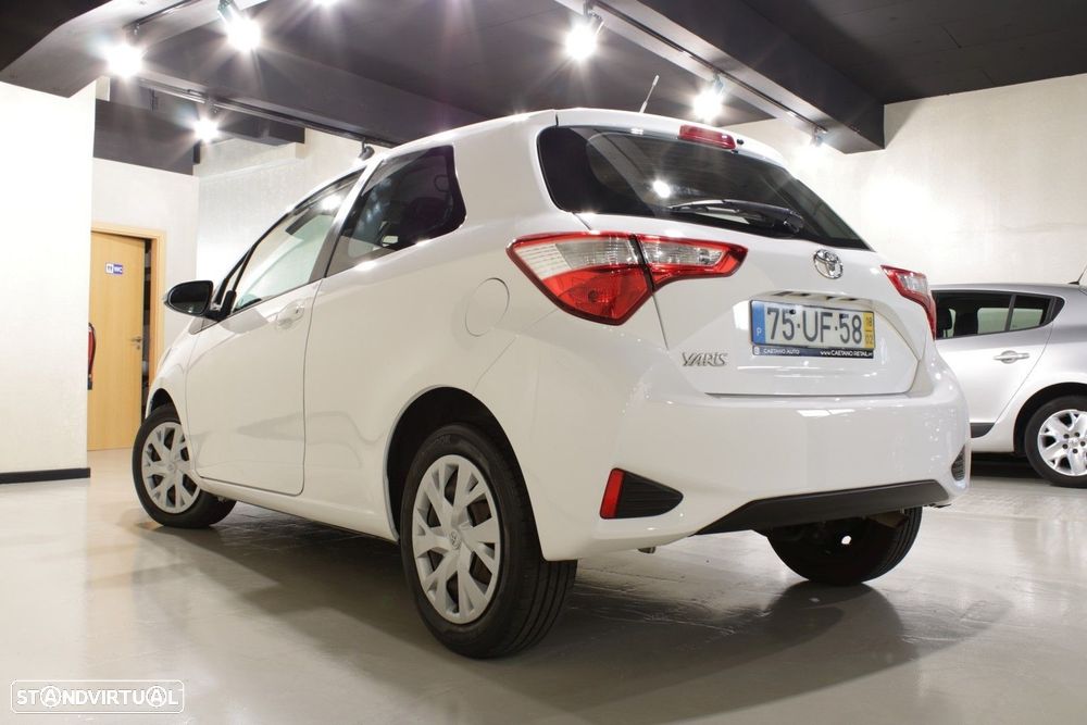 Toyota Yaris 1.4 D-4D AC IVA Dedutível - 5
