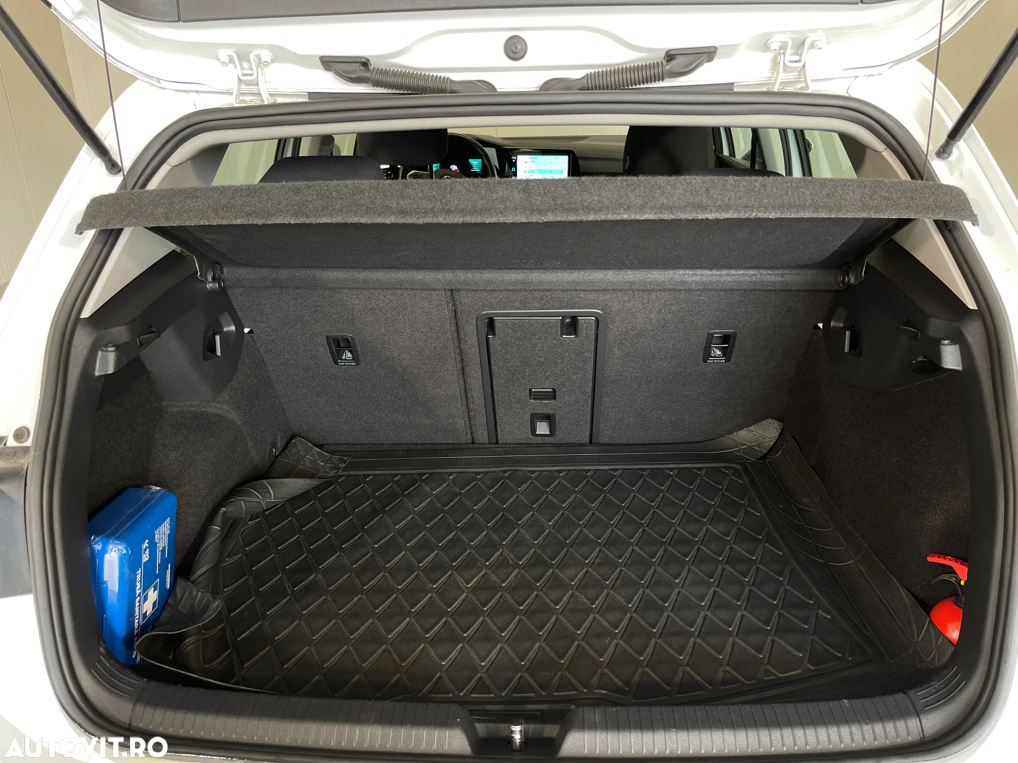 Volkswagen Golf 1.5 eTSI ACT DSG MHEV Life - 11