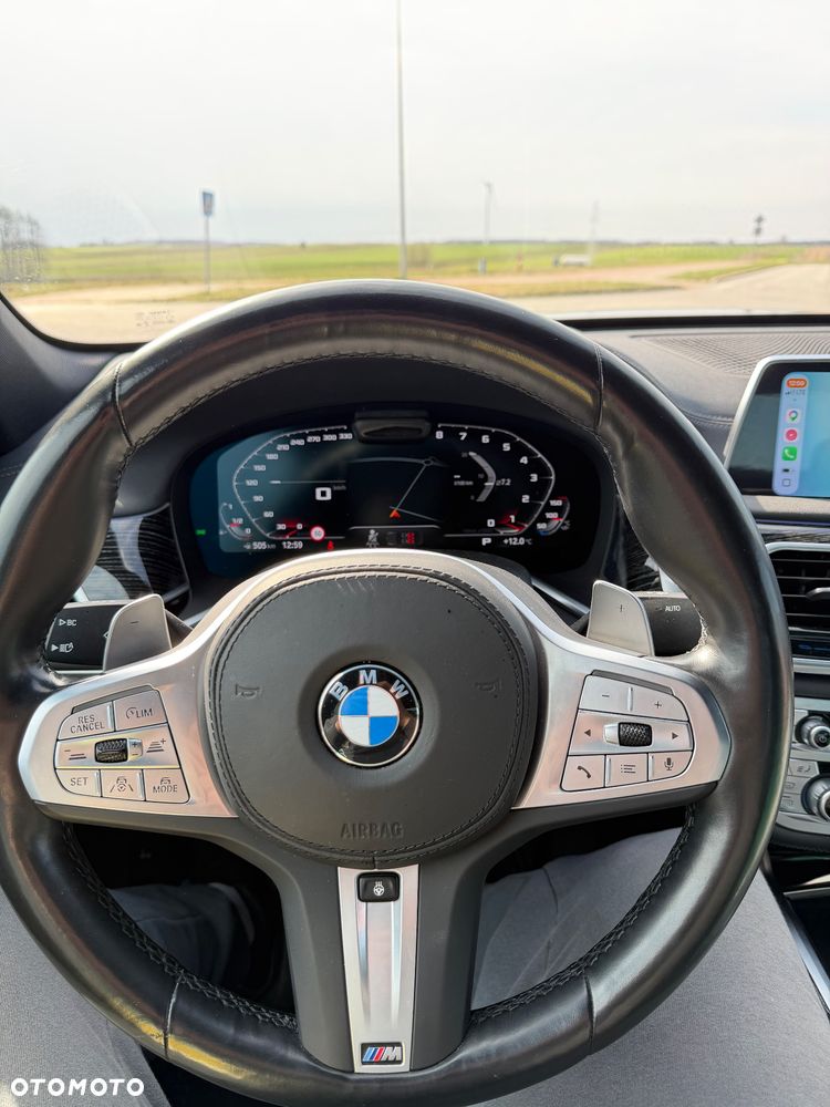 BMW Seria 7 - 29