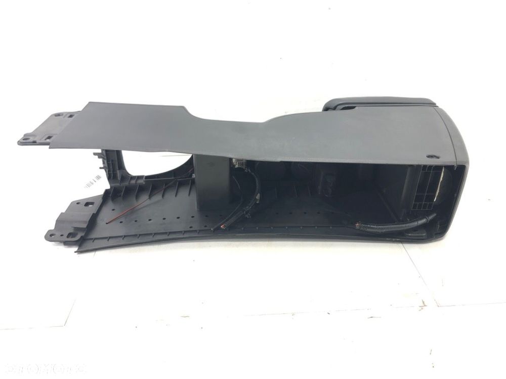 TUNEL ŚRODKOWY Z PODŁOKIETNIKIEM - 46.00 PLN - NISSAN QASHQAI / QASHQAI +2 I (J10, NJ10, JJ10E) - 7