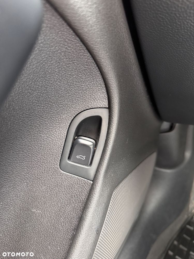 Audi A4 Avant 2.0 TDI Multitronic - 13
