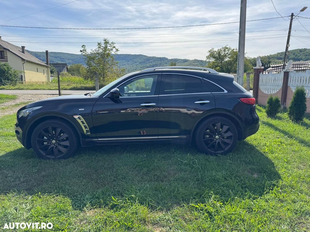 Infiniti FX 30 FX30d 3.0d V6 GT Premium AWD - 2