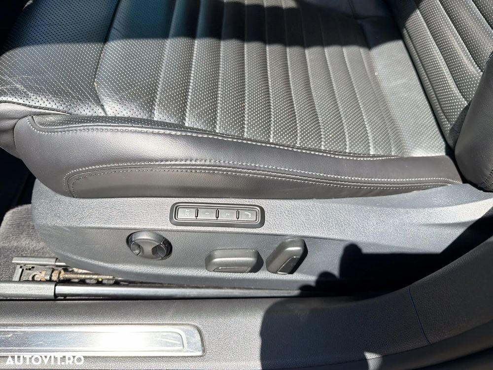 Volkswagen Passat 2.0 TDI DSG 4Motion Highline - 18