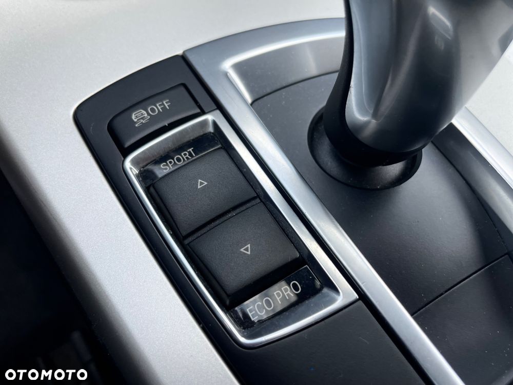 BMW X3 xDrive20d - 18