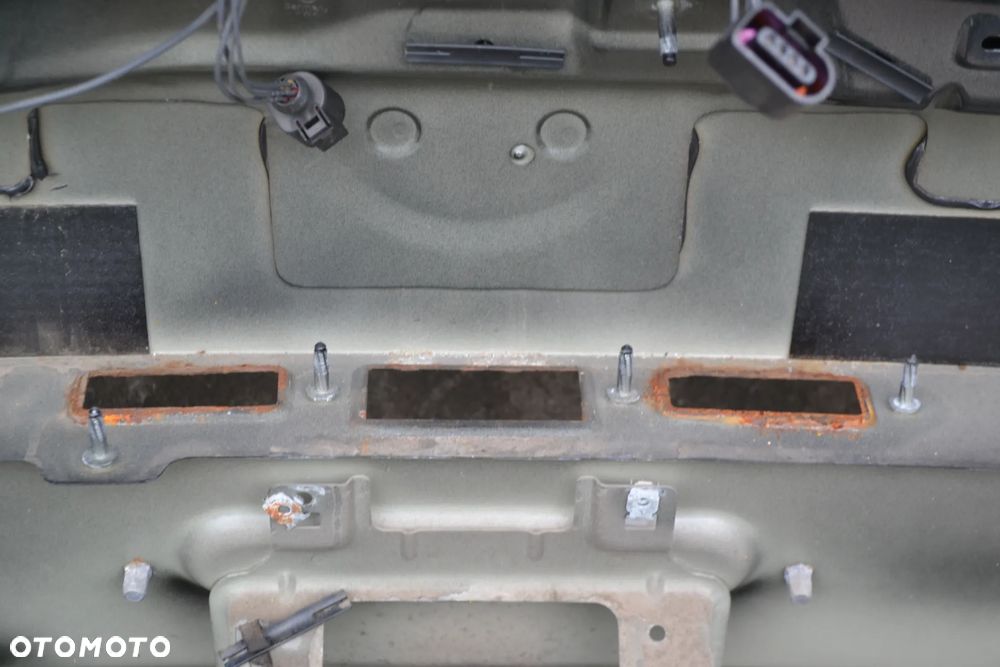 VW PASSAT B6 KOMBI KLAPA BAGAŻNIKA Z SZYBĄ LC9X POMORSKIE - 9