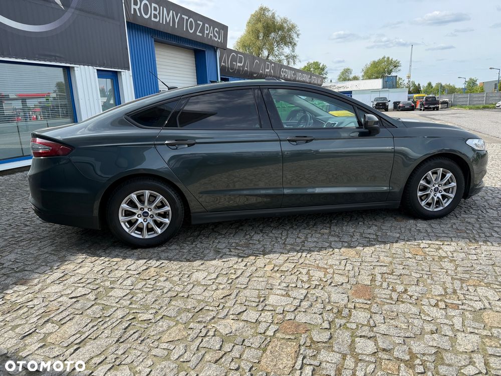 Ford Fusion - 8