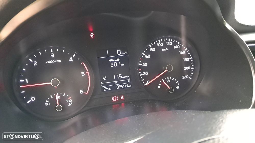 Kia Rio 1.4 CRDi 90 Platinum Edition - 18