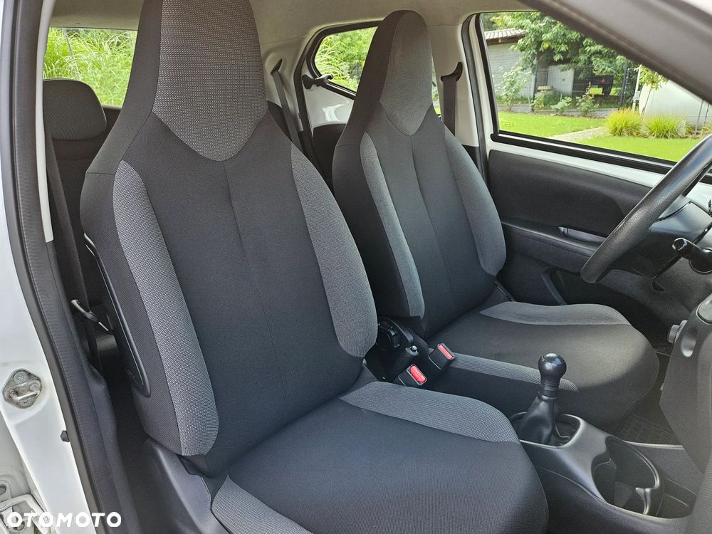 Toyota Aygo 1.0 VVT-i Color Edition - 14