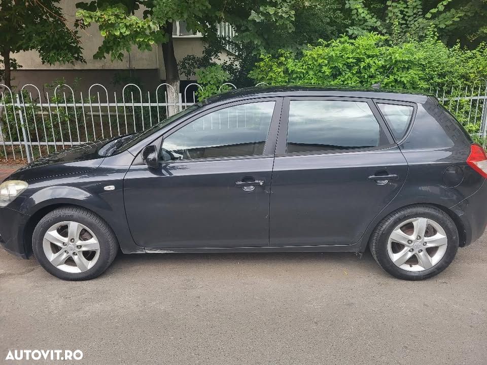 Kia Ceed 1.6 CRDi Vision - 2