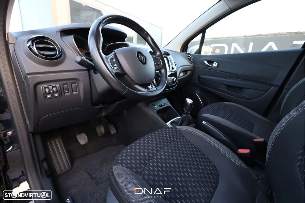 Renault Captur TCe 130 GPF INTENS - 19