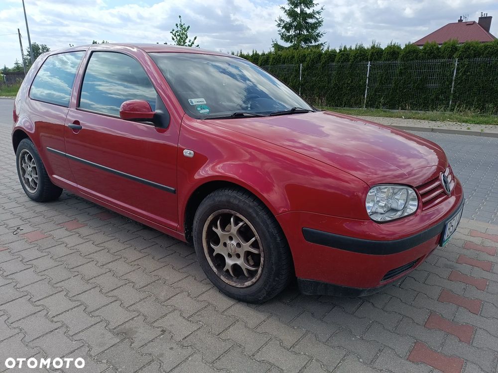 Volkswagen Golf 1.4 Sportline - 1