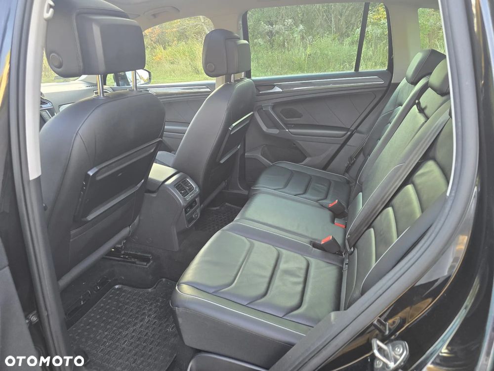 Volkswagen Tiguan - 12