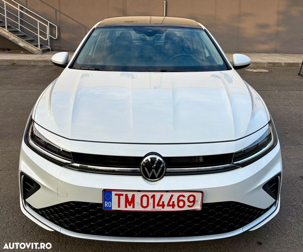 Volkswagen Jetta - 2