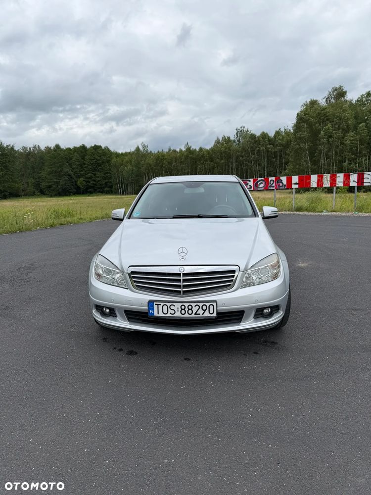 Mercedes-Benz Klasa C 180 CGI BlueEff Classic - 10