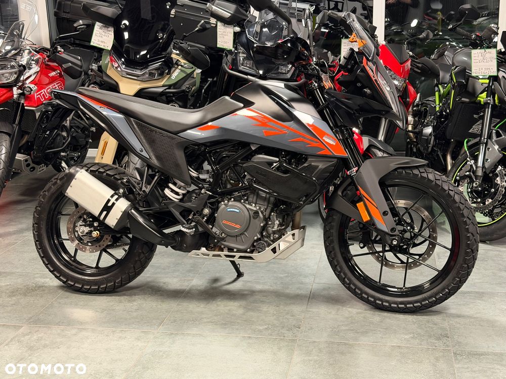 KTM Adventure - 2