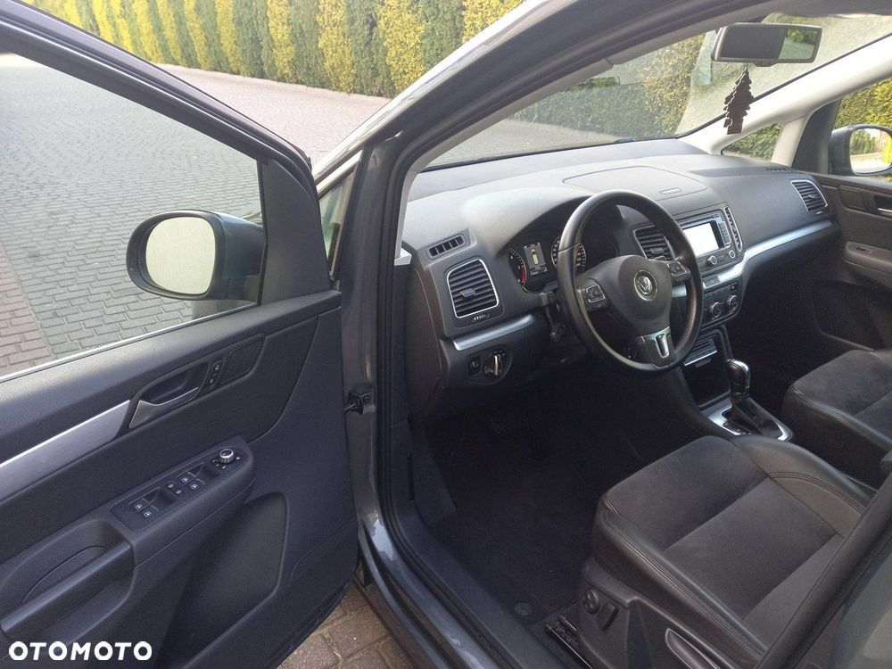 Volkswagen Sharan - 24