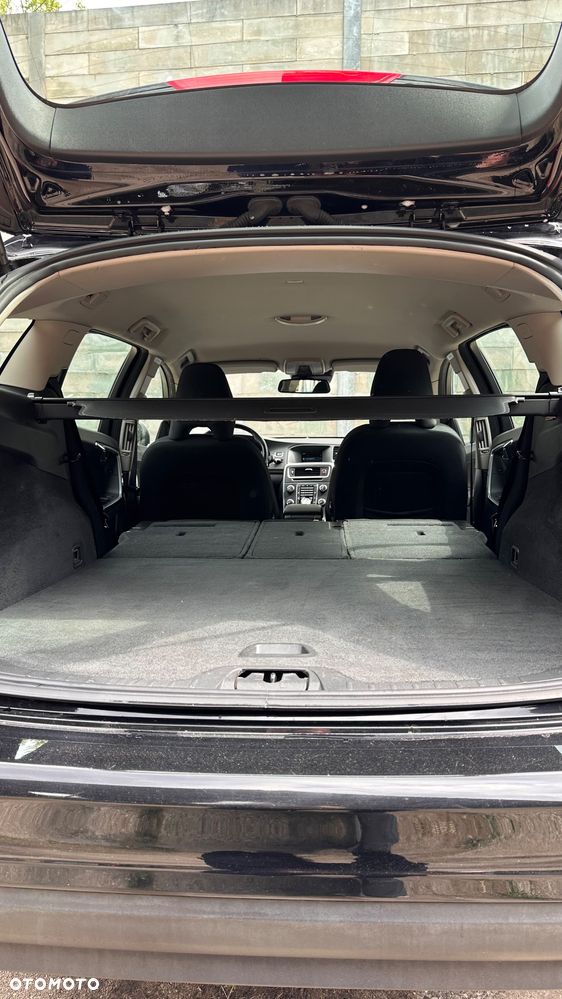 Volvo V60 D2 Geartronic Powershift Kinetic - 34