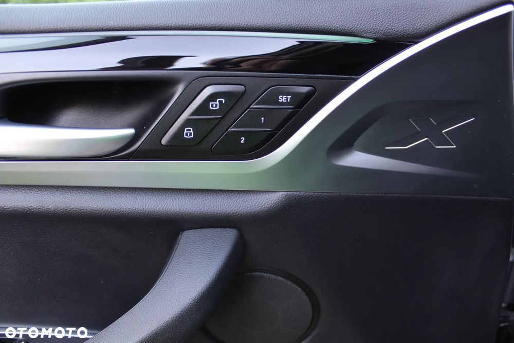 BMW X3 xDrive20i Luxury Line - 17