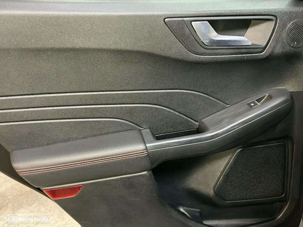 Ford Kuga 1.5 EcoBoost ST-Line - 22