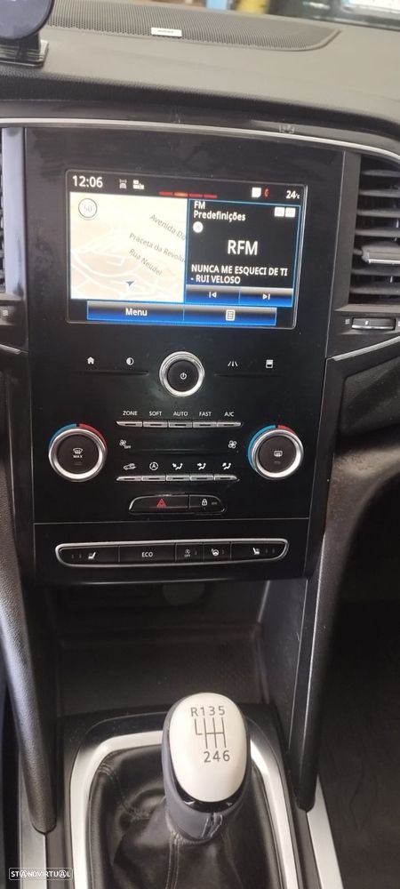 Renault Mégane Sport Tourer ENERGY dCi 130 BOSE EDITION - 13