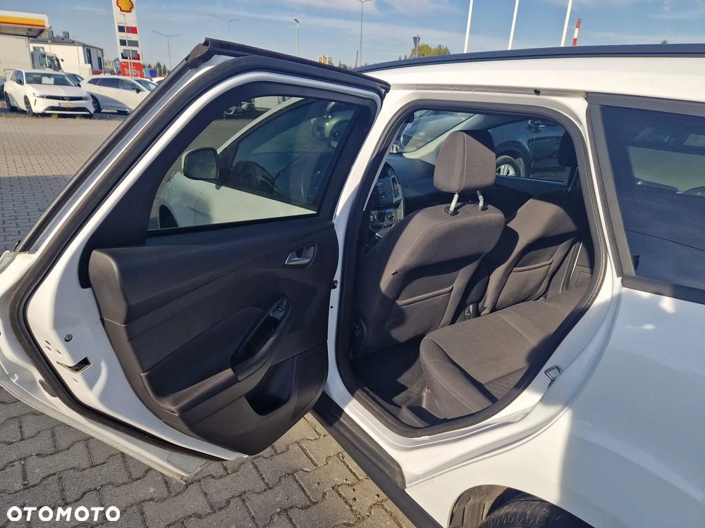 Ford Focus - 19