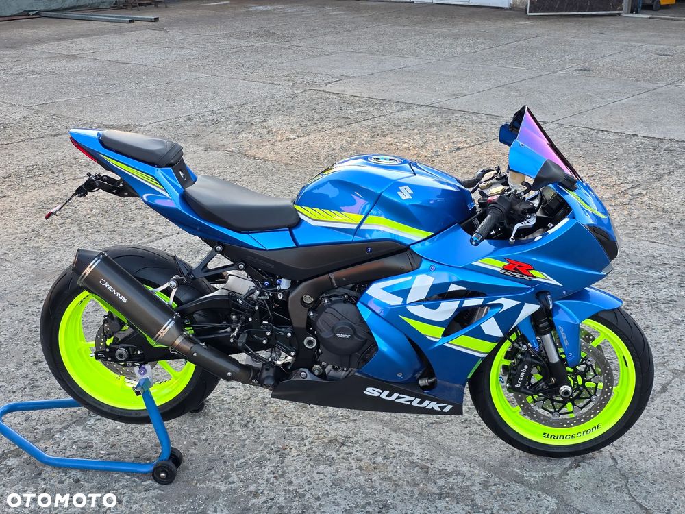 Suzuki GSX-R - 19