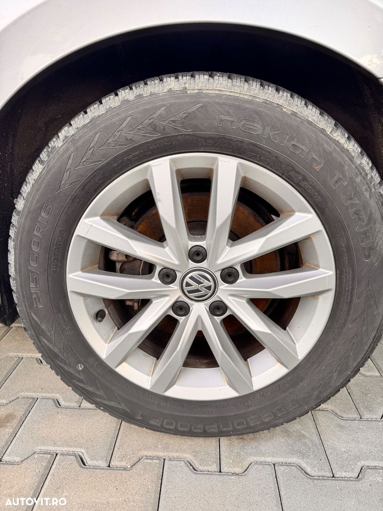 Volkswagen Passat 1.6 TDI (BlueMotion Technology) DSG Comfortline - 23