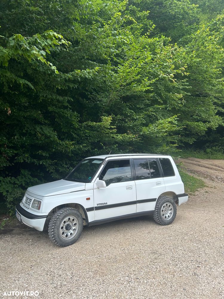 Suzuki Vitara - 1