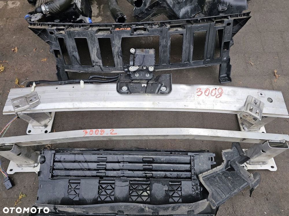 pas przedni belka radar chłodnice peugeot 3008 ii lift - 4