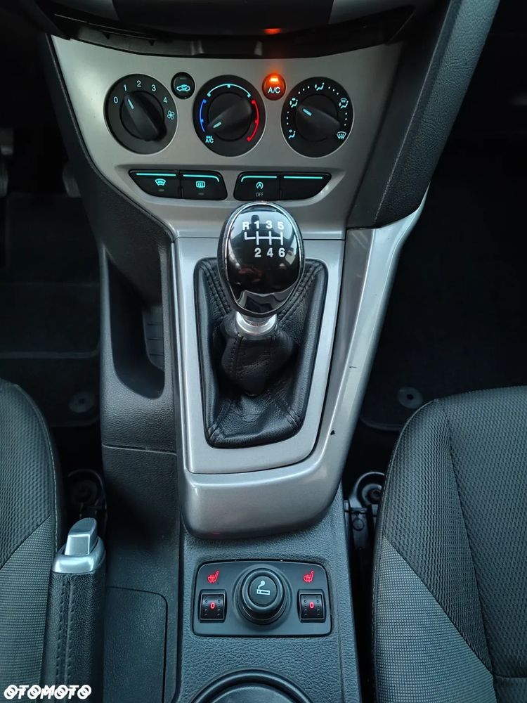 Ford Focus 1.0 EcoBoost Start-Stopp-System TREND - 14