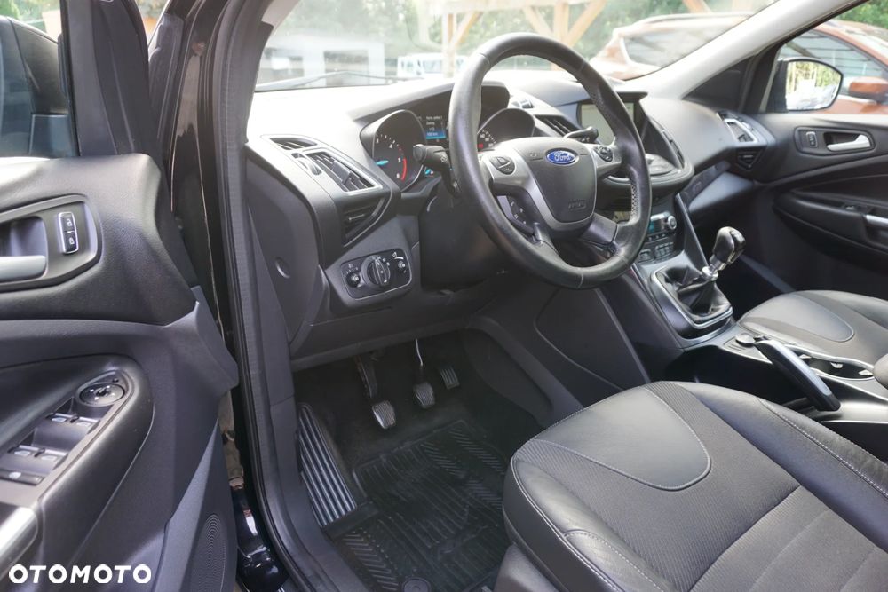 Ford Kuga 2.0 TDCi 2x4 Titanium - 7