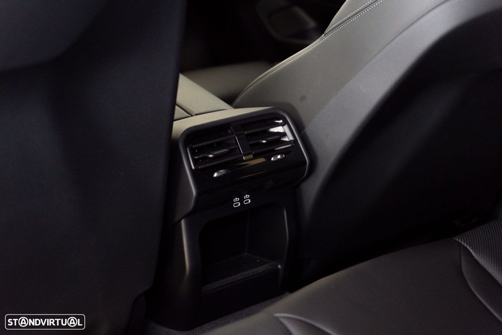 BMW 520 d Pack Desportivo M - 24