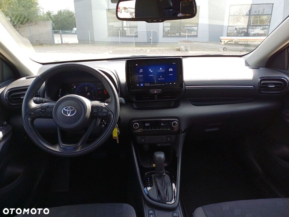 Toyota Yaris Hybrid 1.5 Style - 11