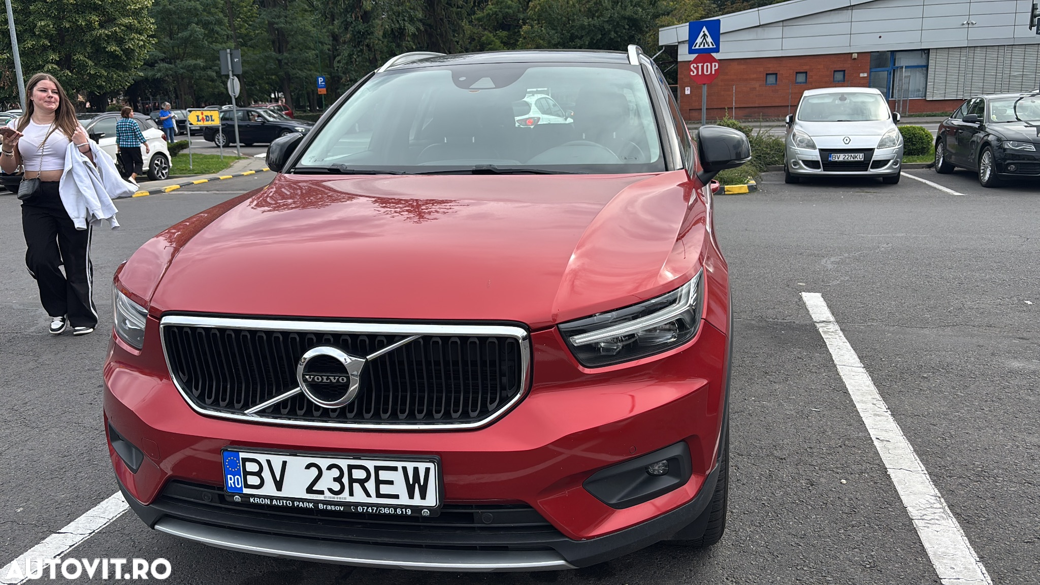 Volvo XC 40 D4 AWD Geartronic Momentum - 2