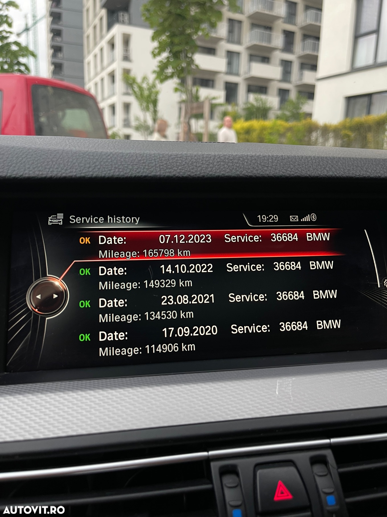 BMW Seria 5 530d xDrive AT - 27